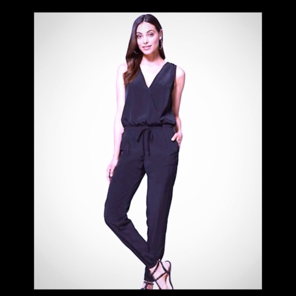 Sold ❗️❗️❗️NWT ❗️❗️❗️ Black jumper price firm